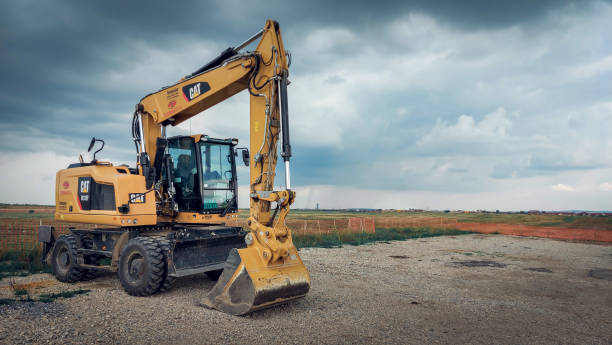 Koparka kołowa Caterpillar — wynajem z operatorem, Szczecin